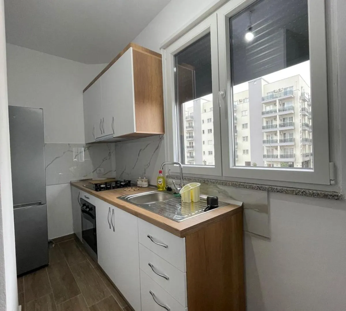 Tori Apartament Shengjin 0*,  Albania